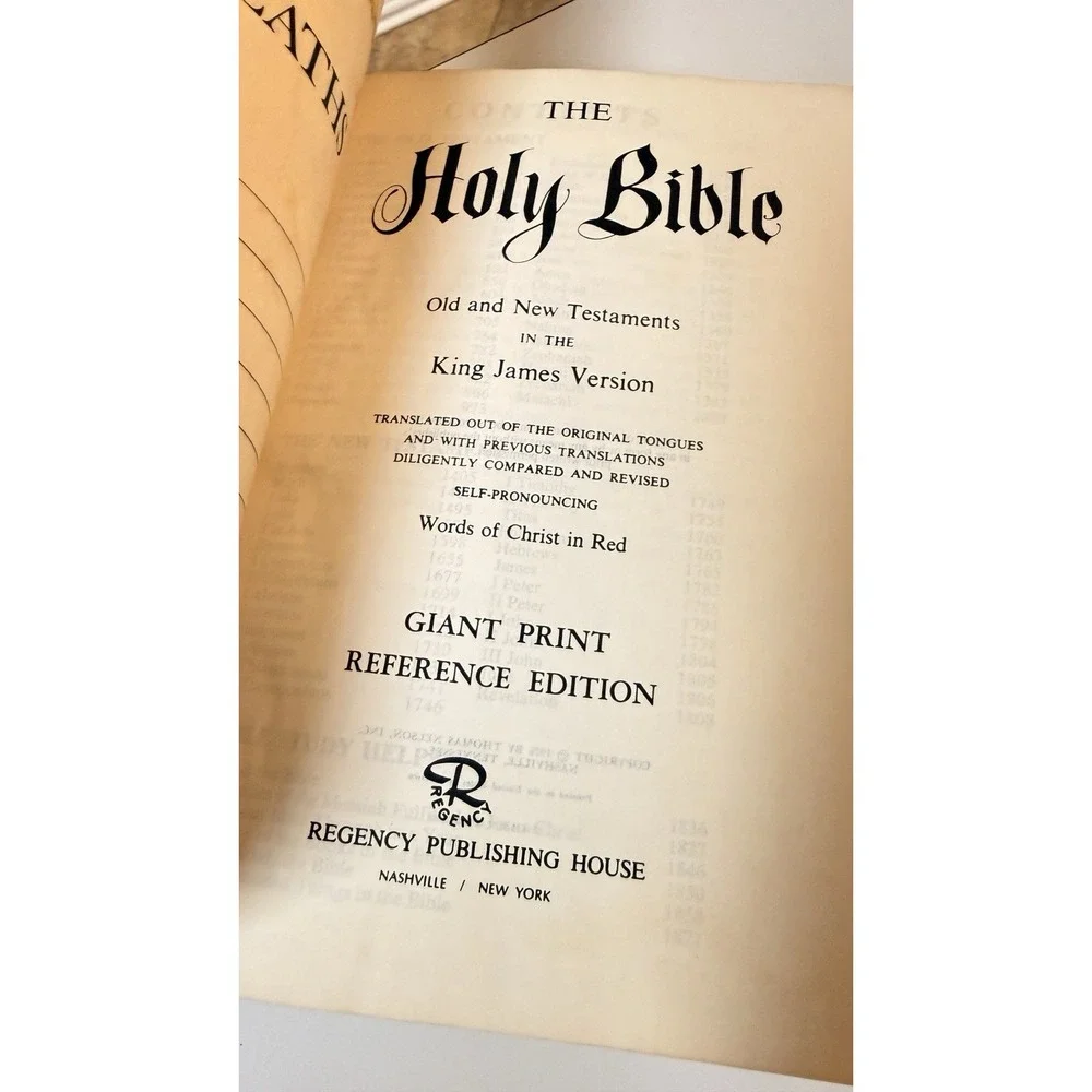 Vintage 1976 KJV Holy Bible Giant Print Reference Concordance Red Letter Regency